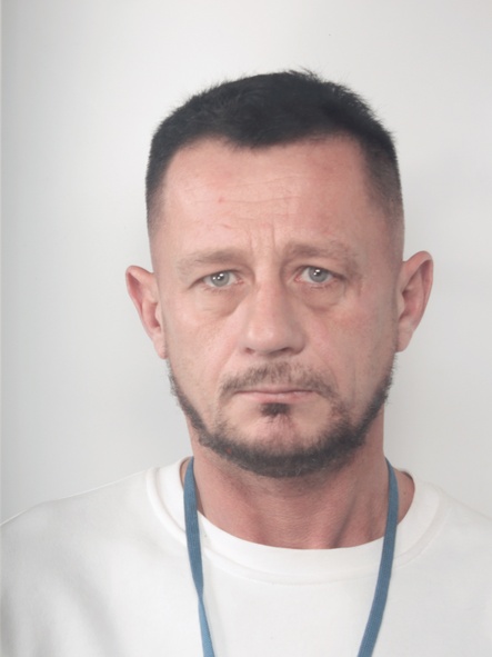 STĘPIEŃ DARIUSZ